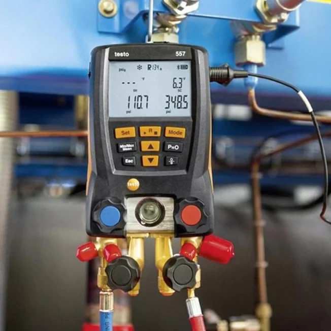 Testo 557 : Digital Manifold Kit - With Bluetooth